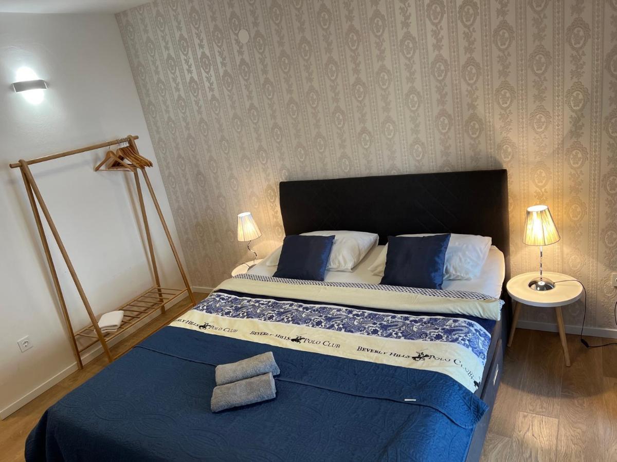 Studio Apartment Marina Mel 诺维·维诺多尔斯基 外观 照片